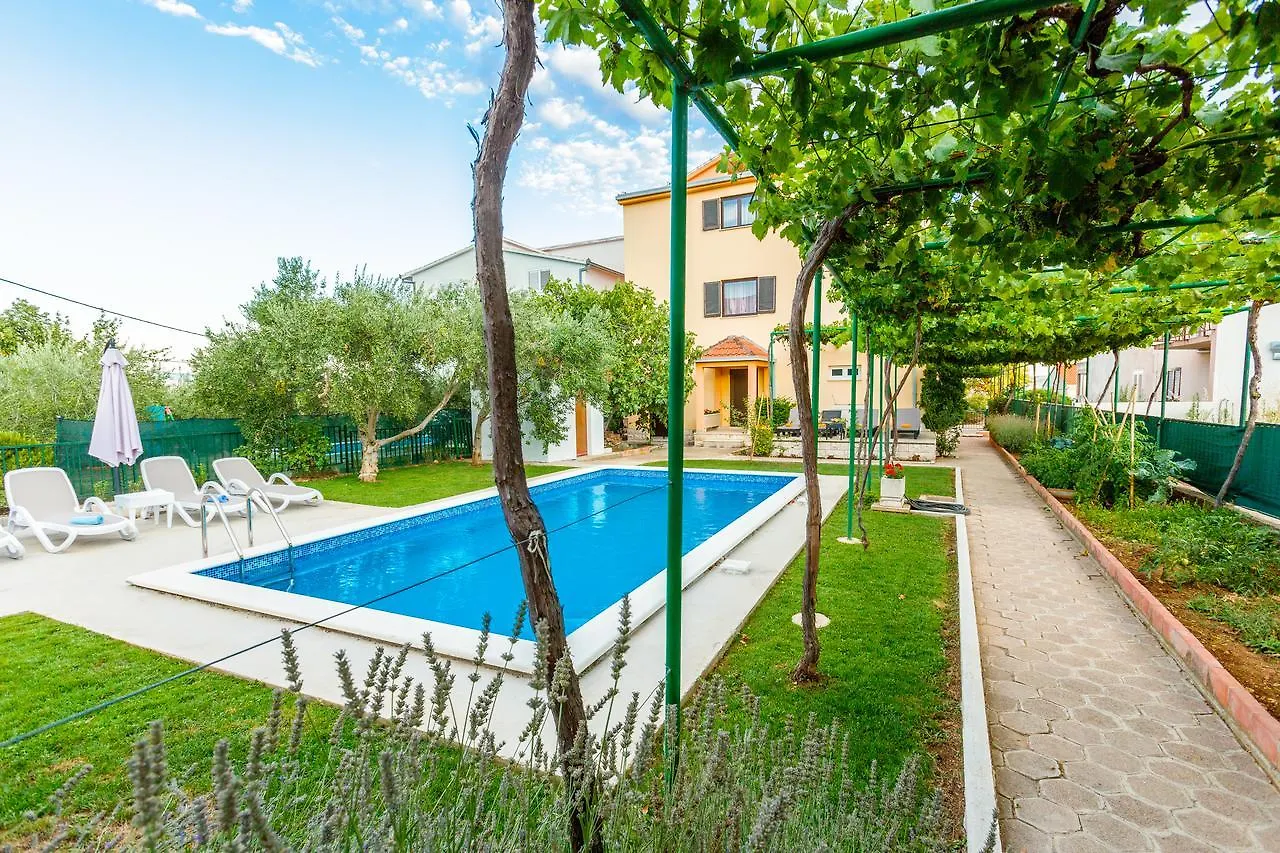 Villa Rosa Kastela