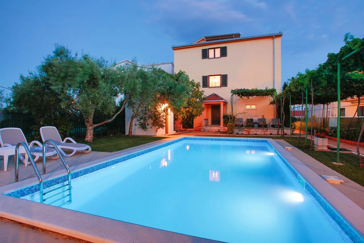 Villa Rosa Kastela
