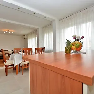  Apartament Lovre